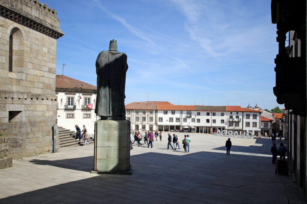 praça luís de camões