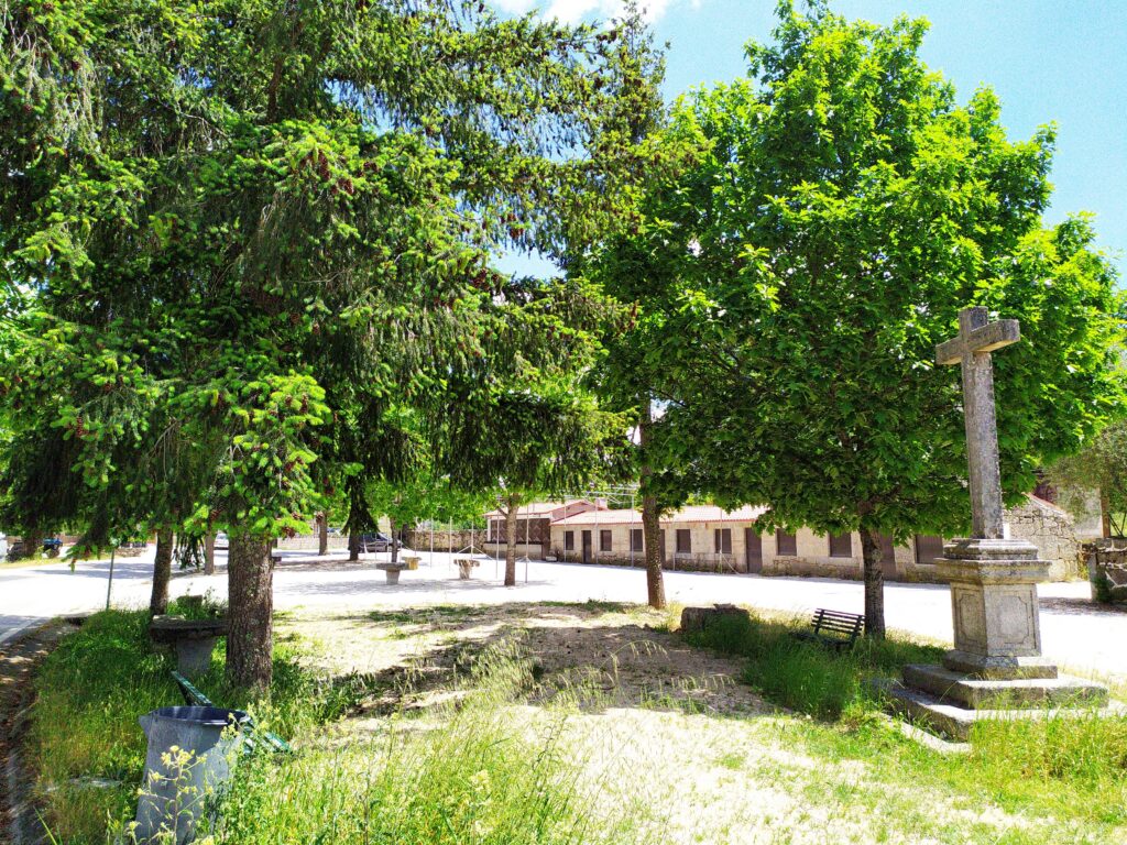 fonte: Casal de Cinza