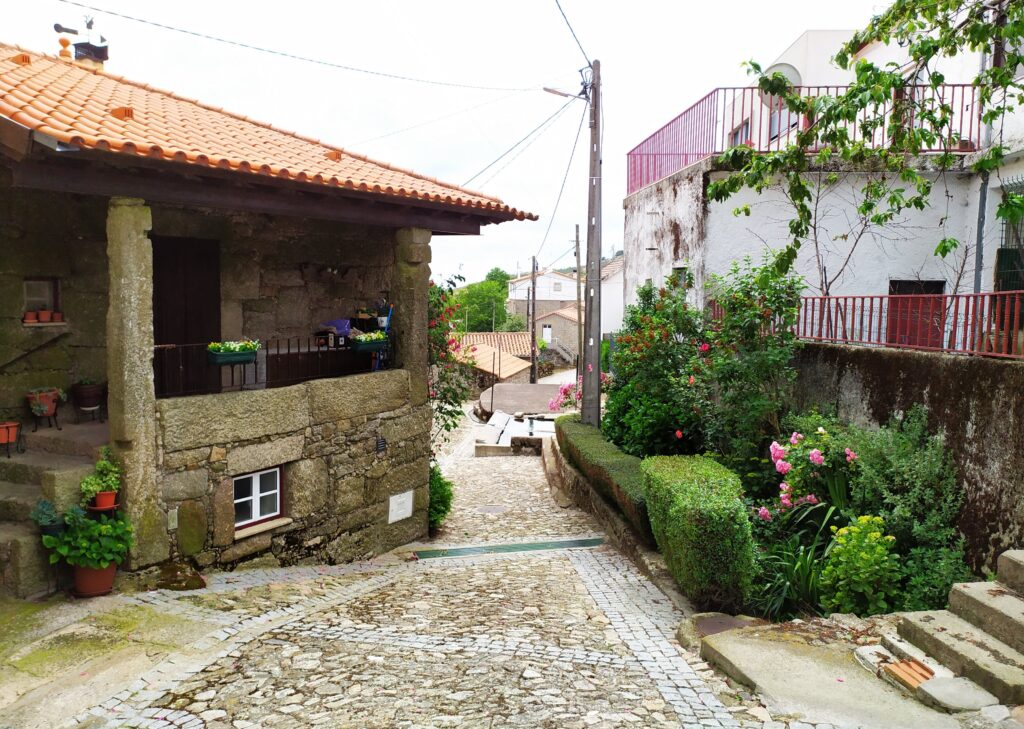 fonte: Aldeia do Bispo