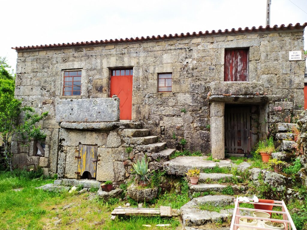 fonte: Aldeia do Bispo