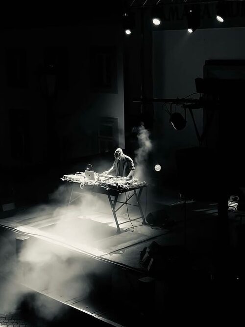 Música | Ciclo da Terra Habitada Diogo Araújo & Henrique Vilão (Contradança – Festival De Dança E Movimento Contemporâneo 2026)